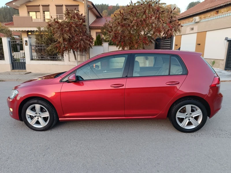 VW Golf 1.6 TDI DSG Автомат , снимка 8 - Автомобили и джипове - 48457100