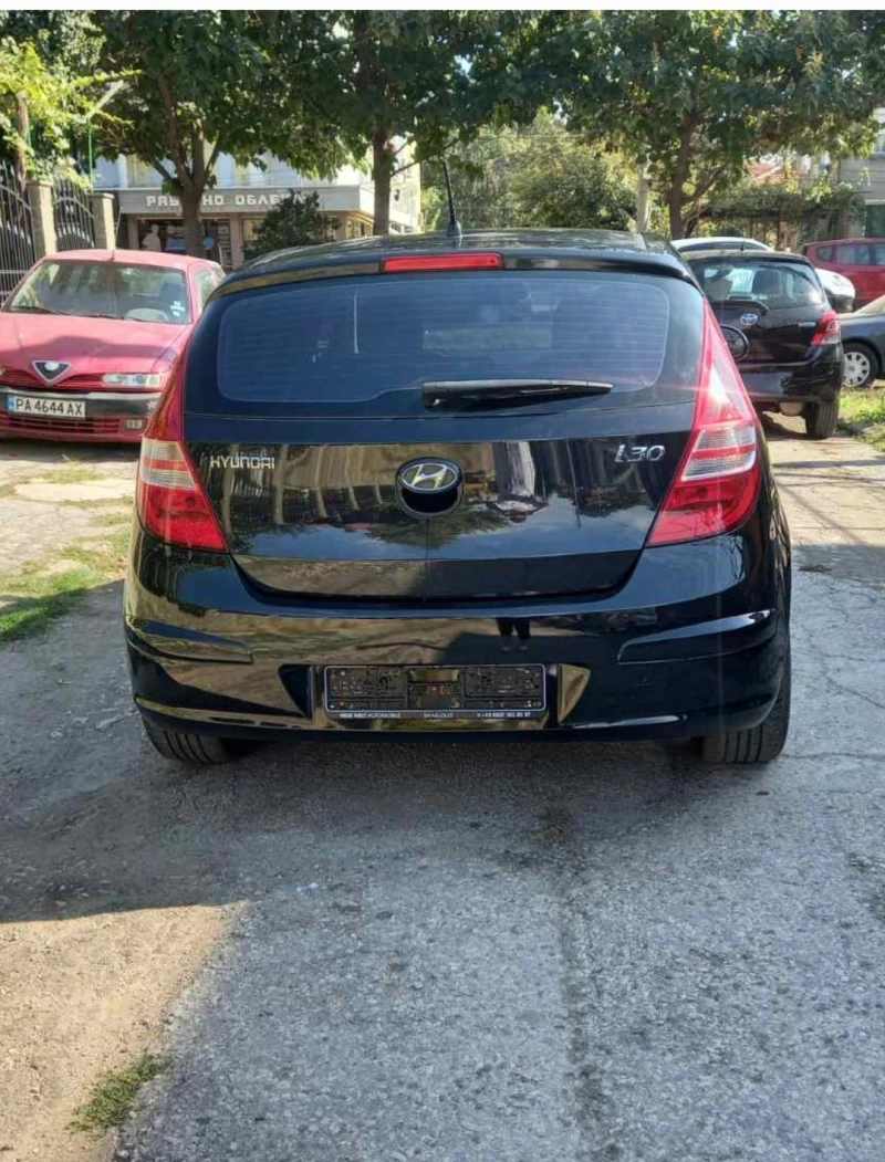 Hyundai I30 1.4 Бензин 105кс, снимка 5 - Автомобили и джипове - 47357378