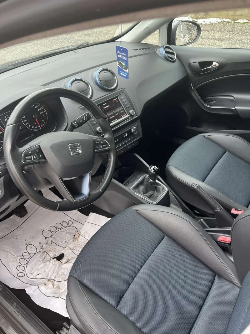 Seat Ibiza, снимка 12 - Автомобили и джипове - 48170982