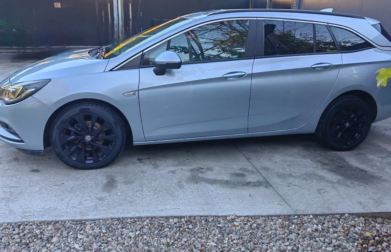 Opel Astra, снимка 6 - Автомобили и джипове - 52258205