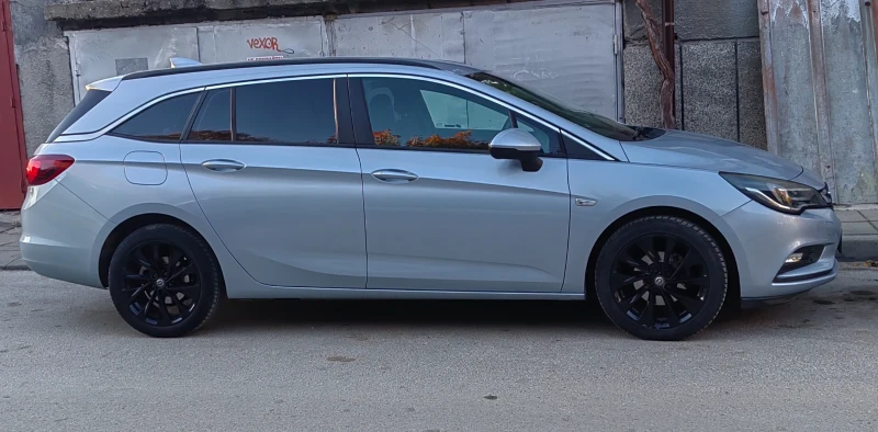 Opel Astra, снимка 2 - Автомобили и джипове - 52258205