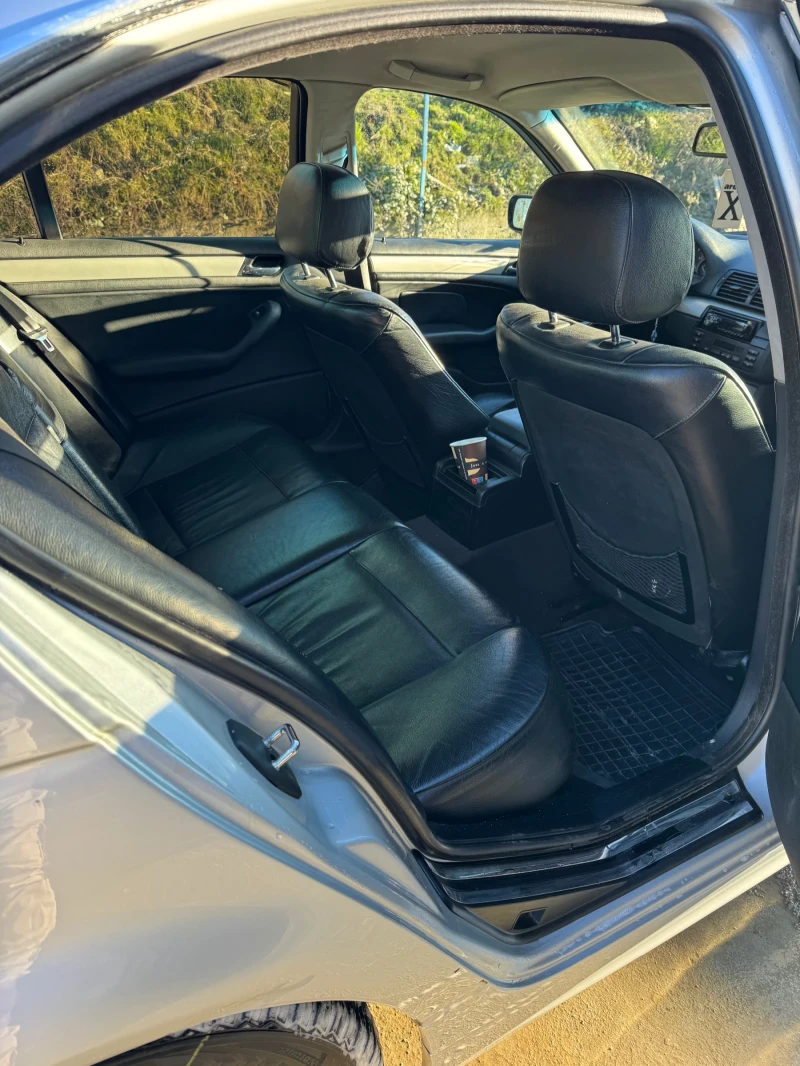 BMW 330 184 к.с, снимка 5 - Автомобили и джипове - 52792198