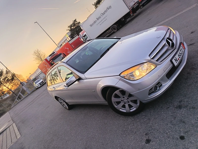 Mercedes-Benz C 220