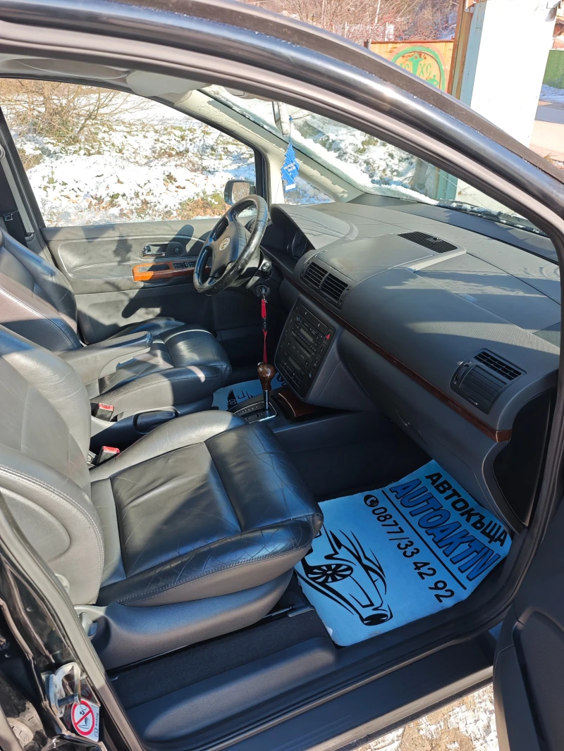 VW Sharan 1.9ТДИ АВТОМАТИК, снимка 3 - Автомобили и джипове - 53177136