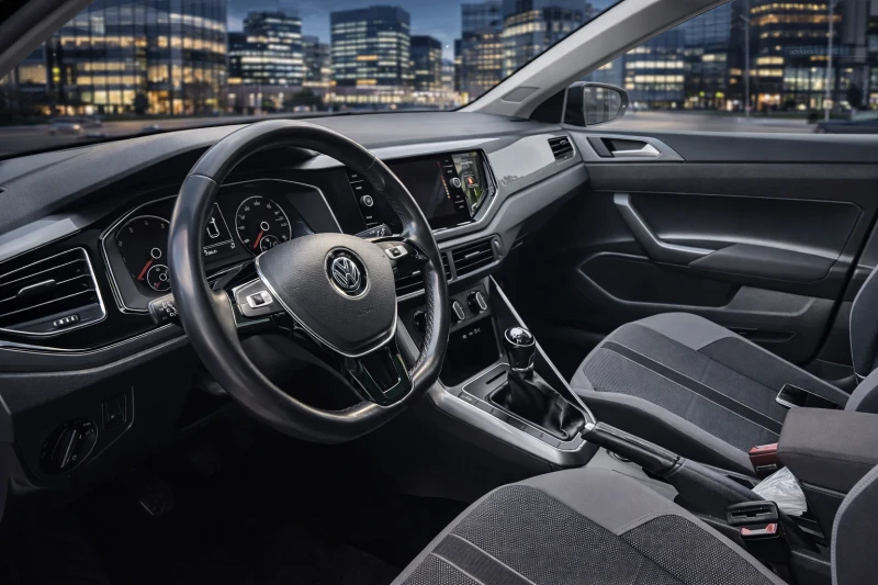 VW Polo TSI, снимка 3 - Автомобили и джипове - 53567117