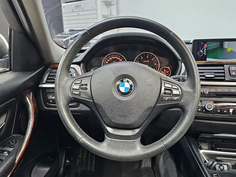 BMW 320 d, снимка 13 - Автомобили и джипове - 54590214
