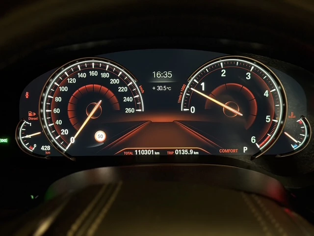 BMW 540 X Drive, снимка 10 - Автомобили и джипове - 55605628