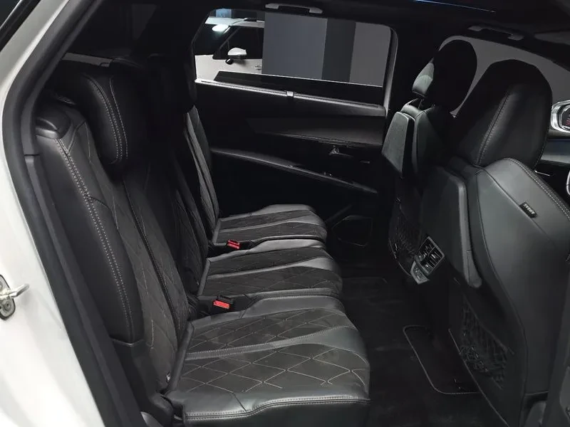 Peugeot 5008 2.0 Bluehdi Gt, снимка 12 - Автомобили и джипове - 55830668