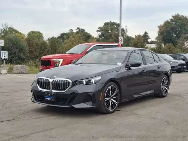 BMW 530 * 530i xDrive | Premium Pkg | HUD | Leather | Sunr