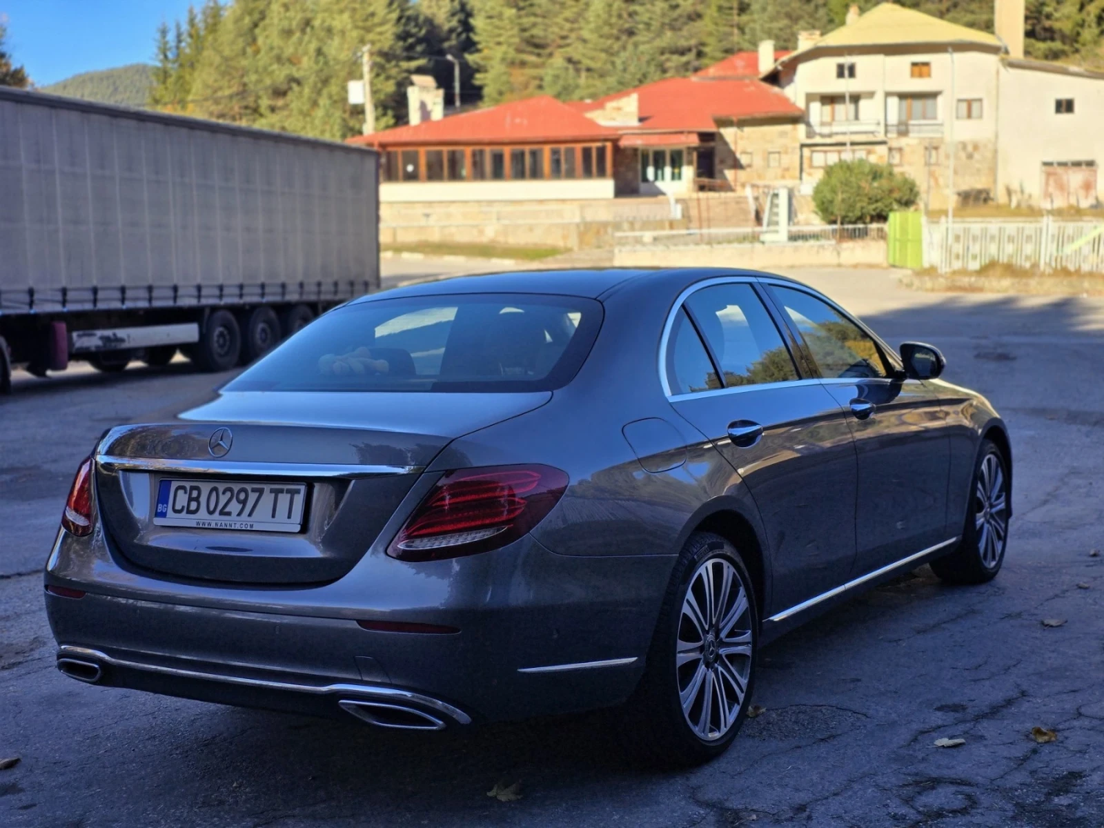 Mercedes-Benz E 350 4matic, burmester - изображение 4