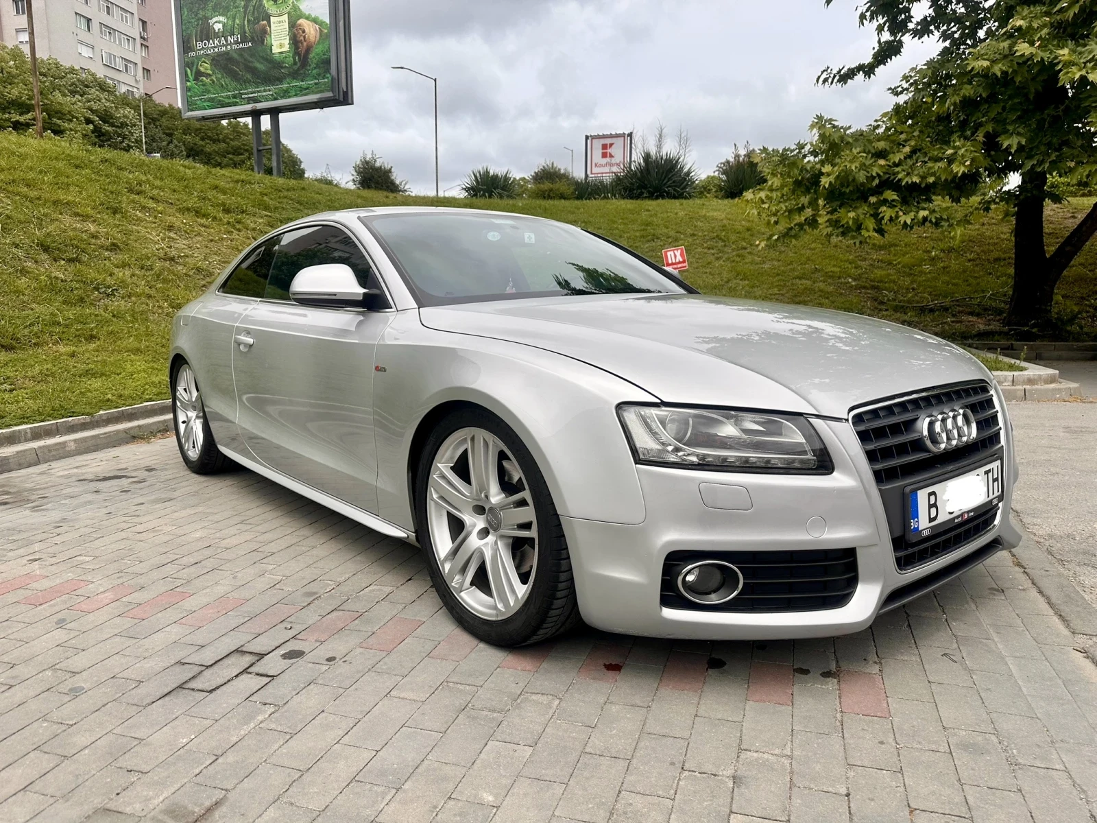 Audi A5 2.7TDI S-line - изображение 2