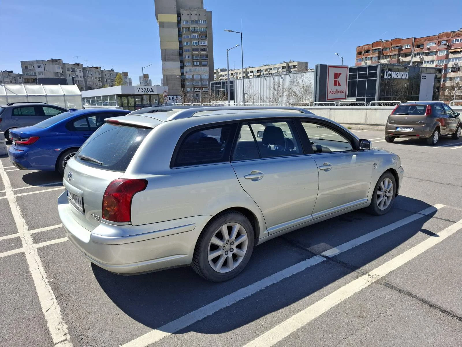 Toyota Avensis 2.0D4D - изображение 8
