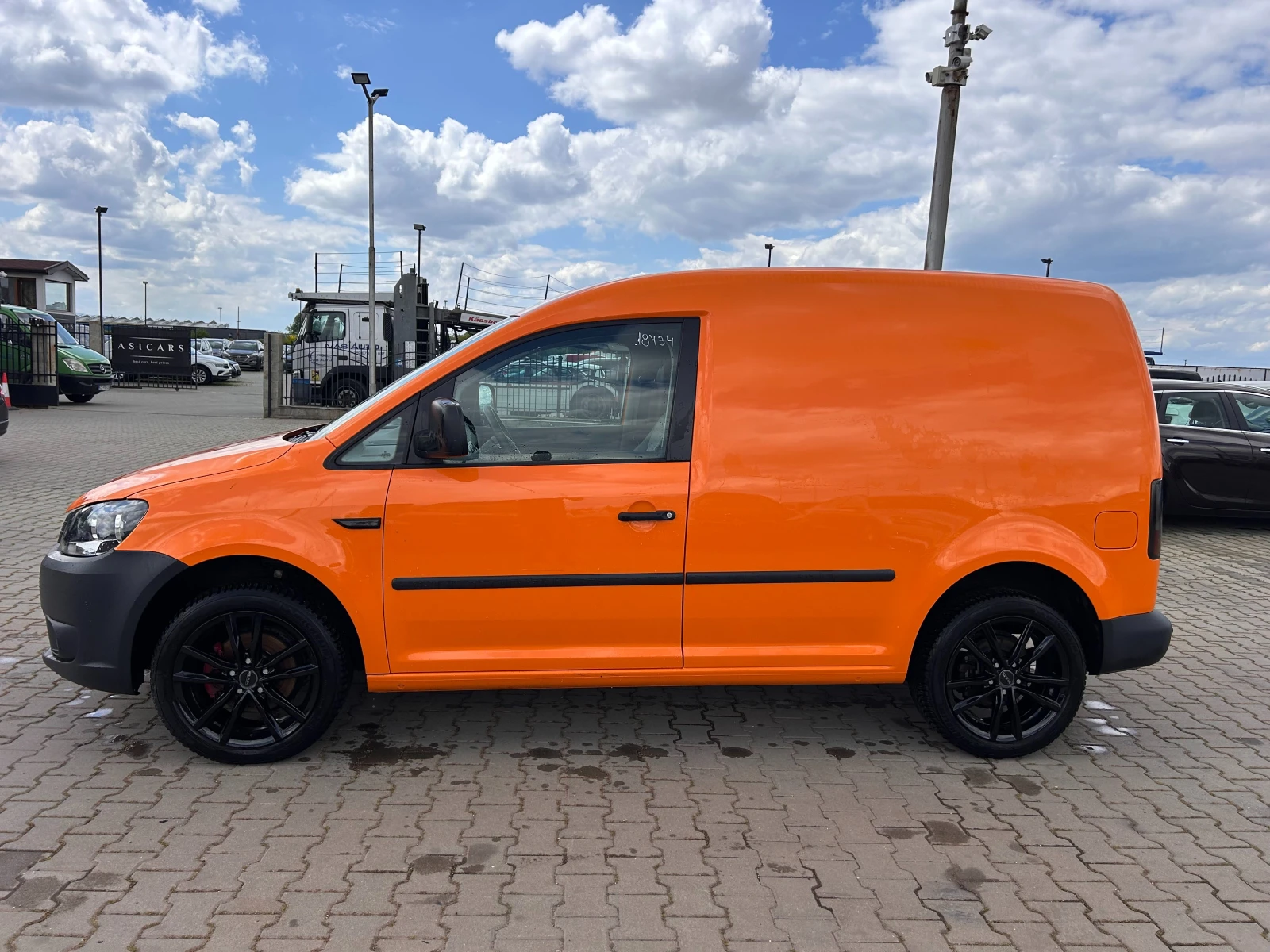 VW Caddy 1.6TDI NAVI EURO 5 - изображение 9