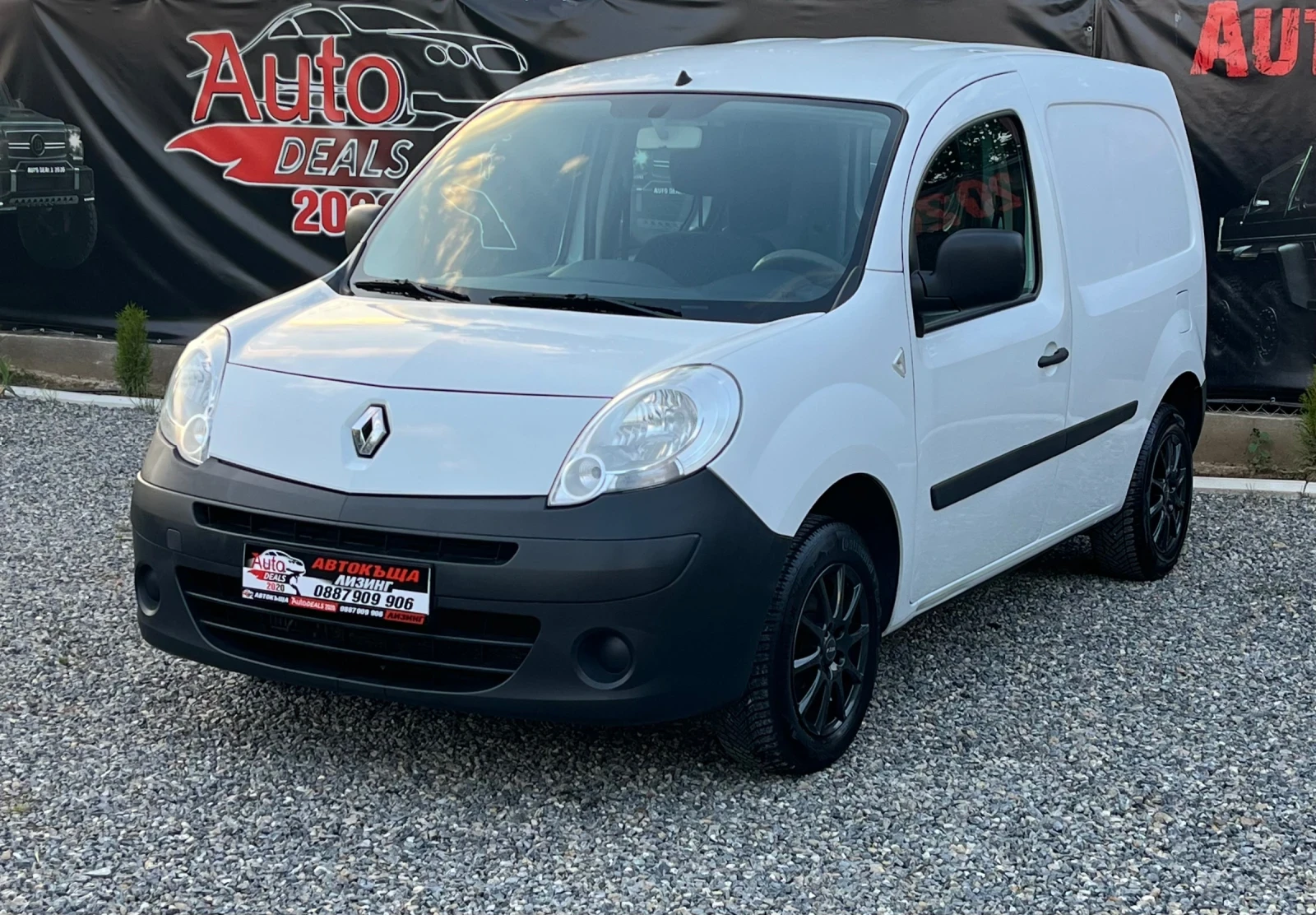 Renault Kangoo 1.5DCI* КЛИМАТИК* ТОП* СОБСТВЕН ЛИЗИНГ - изображение 4