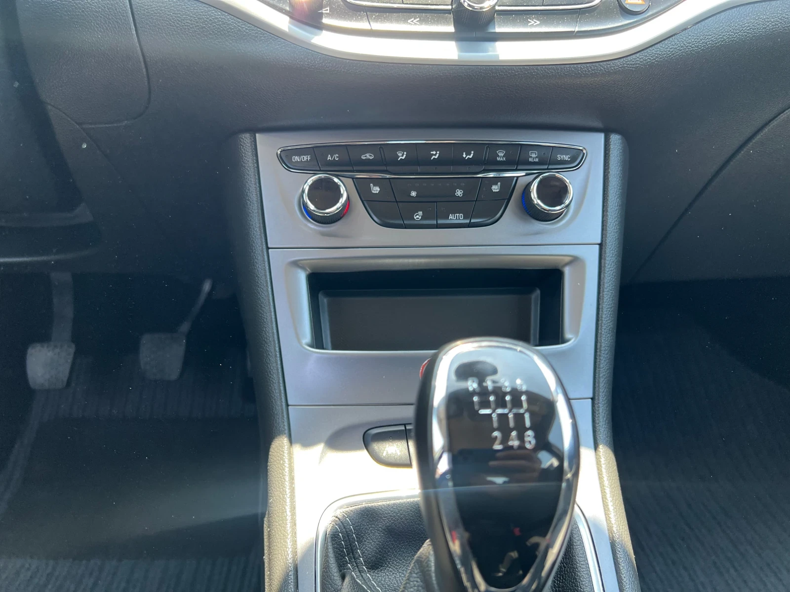 Opel Astra 1.6cdti - изображение 9