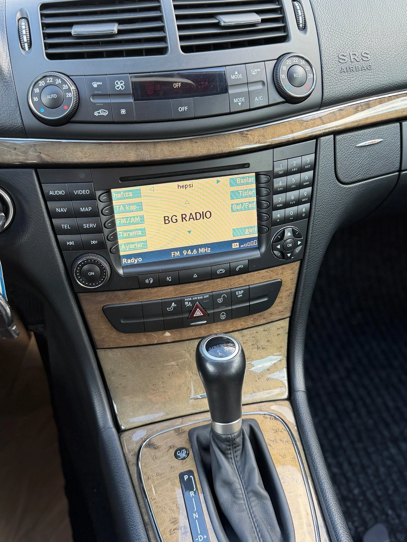 Mercedes-Benz E 220 Фейс нов внос от Франция! - изображение 9