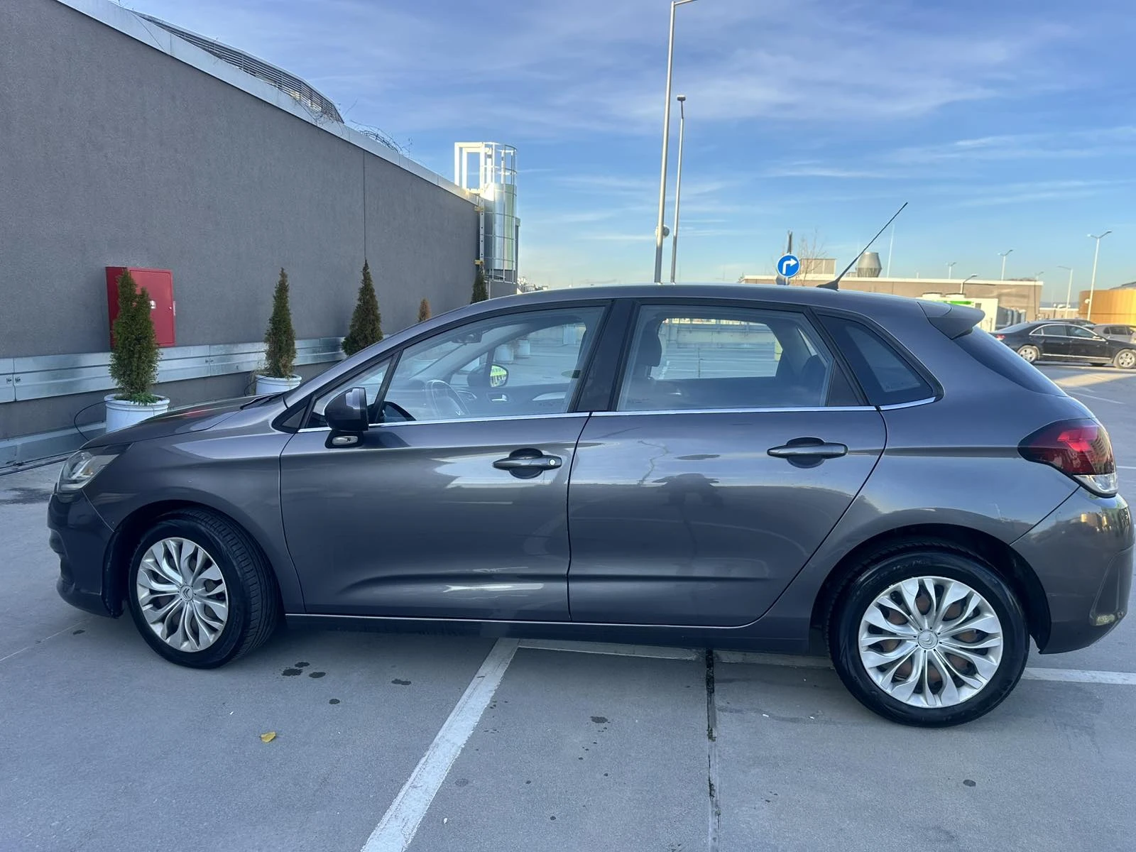 Citroen C4 | Mobile.bg   3