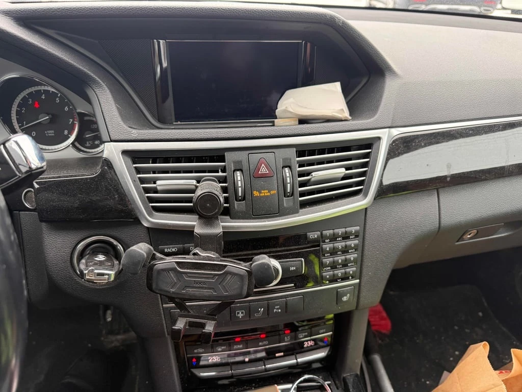 Mercedes-Benz E 350 4MATIC* CARFAX * �����������  | Mobile.bg � ����������� 9