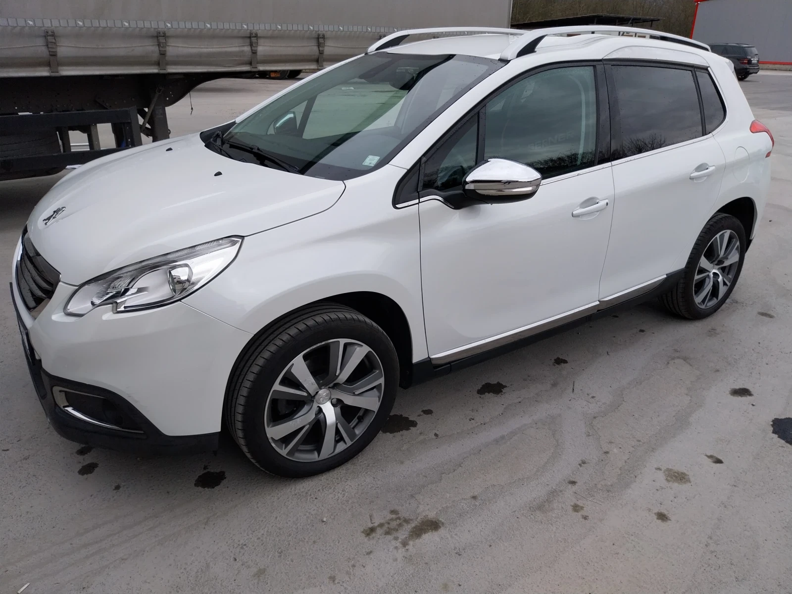 Peugeot 2008 Allure, снимка 2 - Автомобили и джипове - 53898834