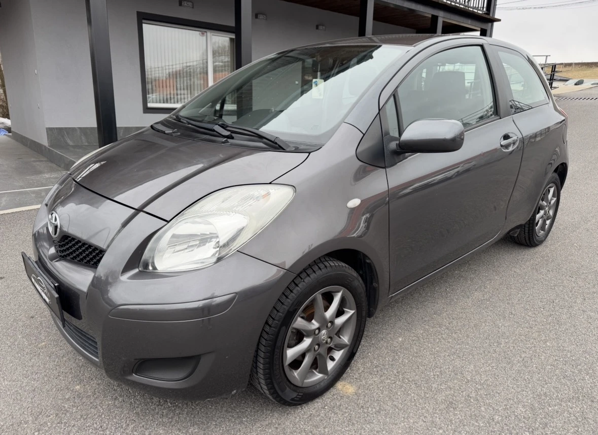 Toyota Yaris 1.0I НОВ ВНОС 