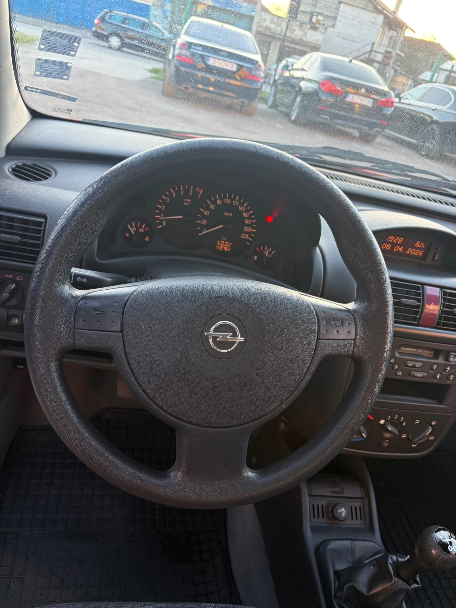 Opel Corsa, снимка 9 - Автомобили и джипове - 54163367