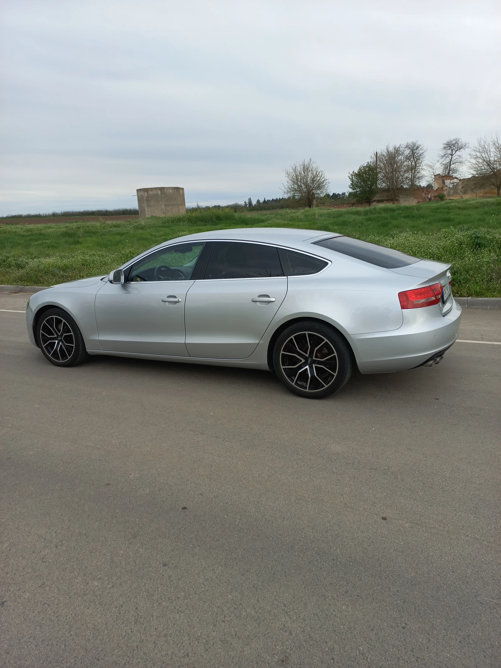 Audi A5 sportback, снимка 5 - Автомобили и джипове - 54615098