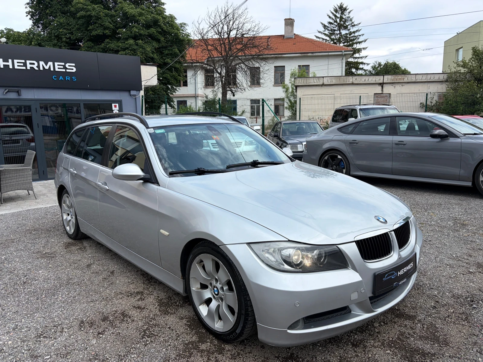 BMW 320, снимка 2 - Автомобили и джипове - 54921097
