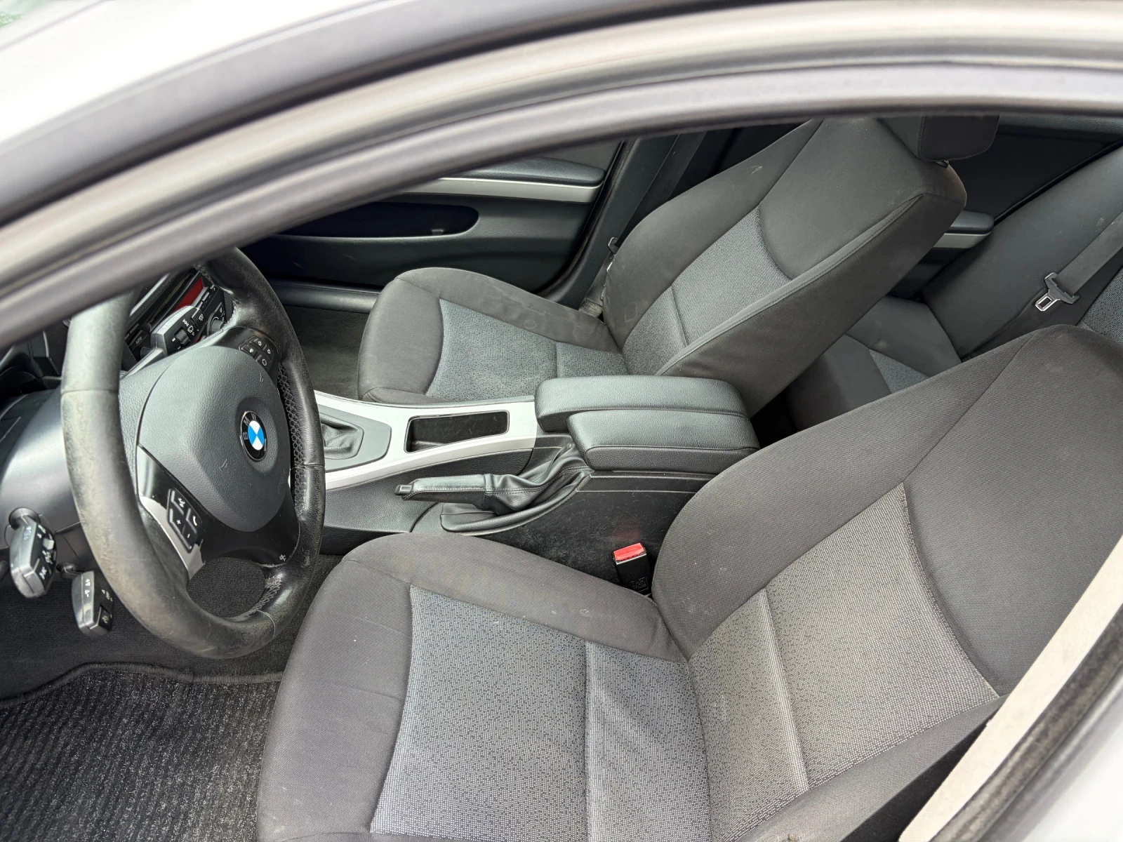 BMW 320, снимка 10 - Автомобили и джипове - 54921097