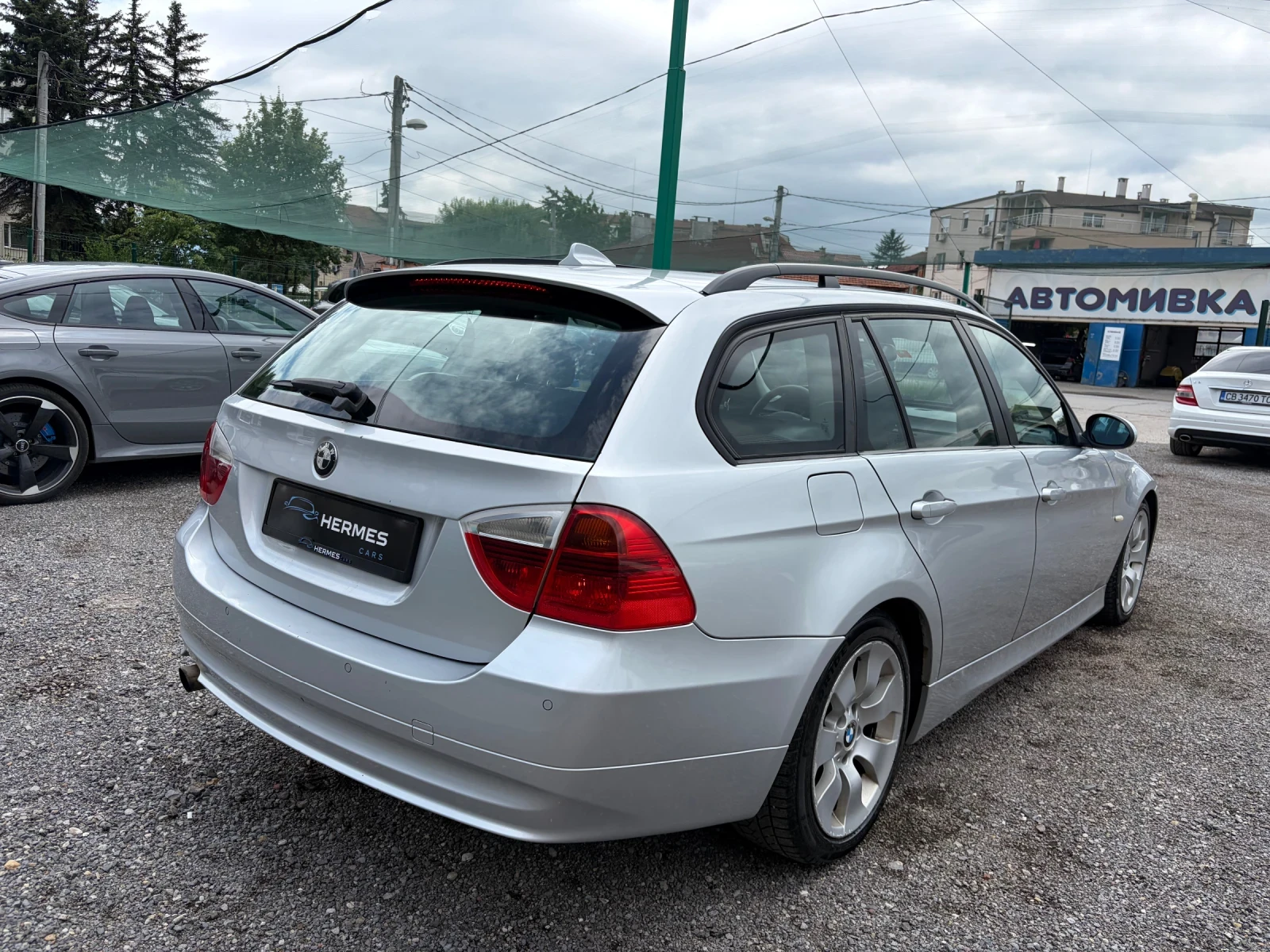 BMW 320, снимка 4 - Автомобили и джипове - 54921097