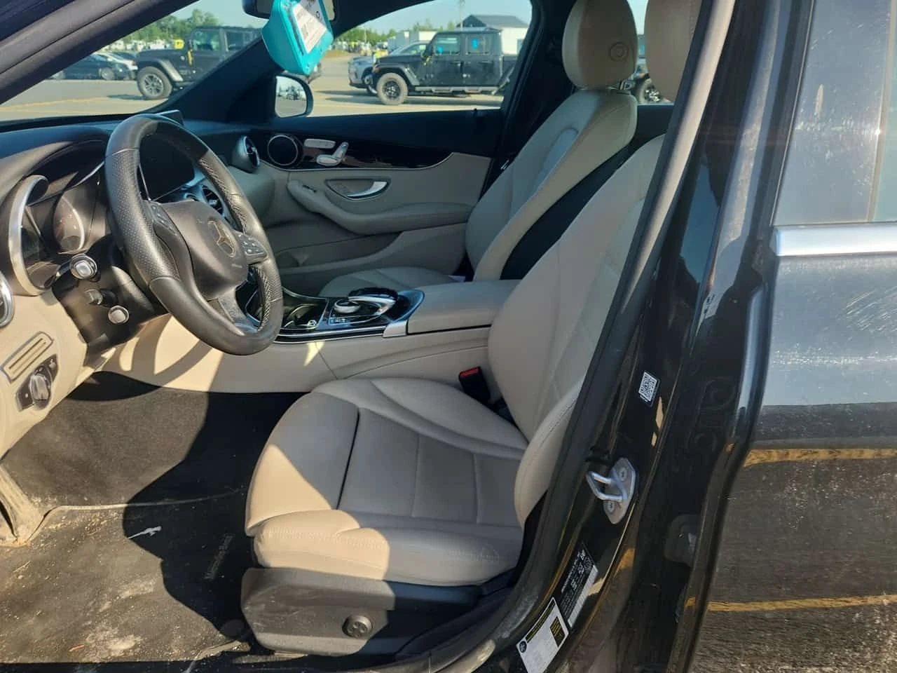 Mercedes-Benz C 300 * CARFAX * Без инциденти * 67k km * , снимка 7 - Автомобили и джипове - 55175493