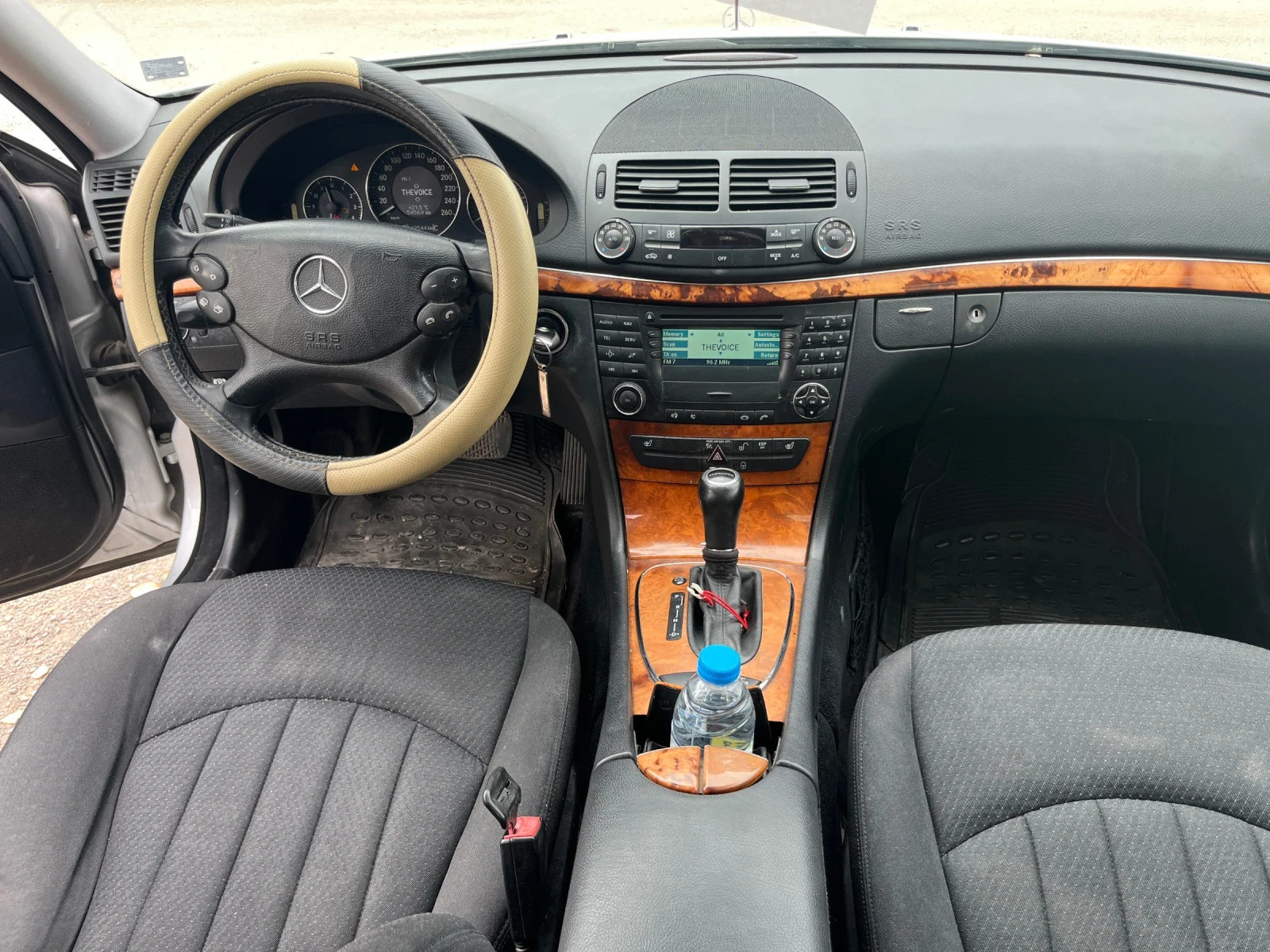 Mercedes-Benz E 220 FACELIFT, снимка 7 - Автомобили и джипове - 56217829