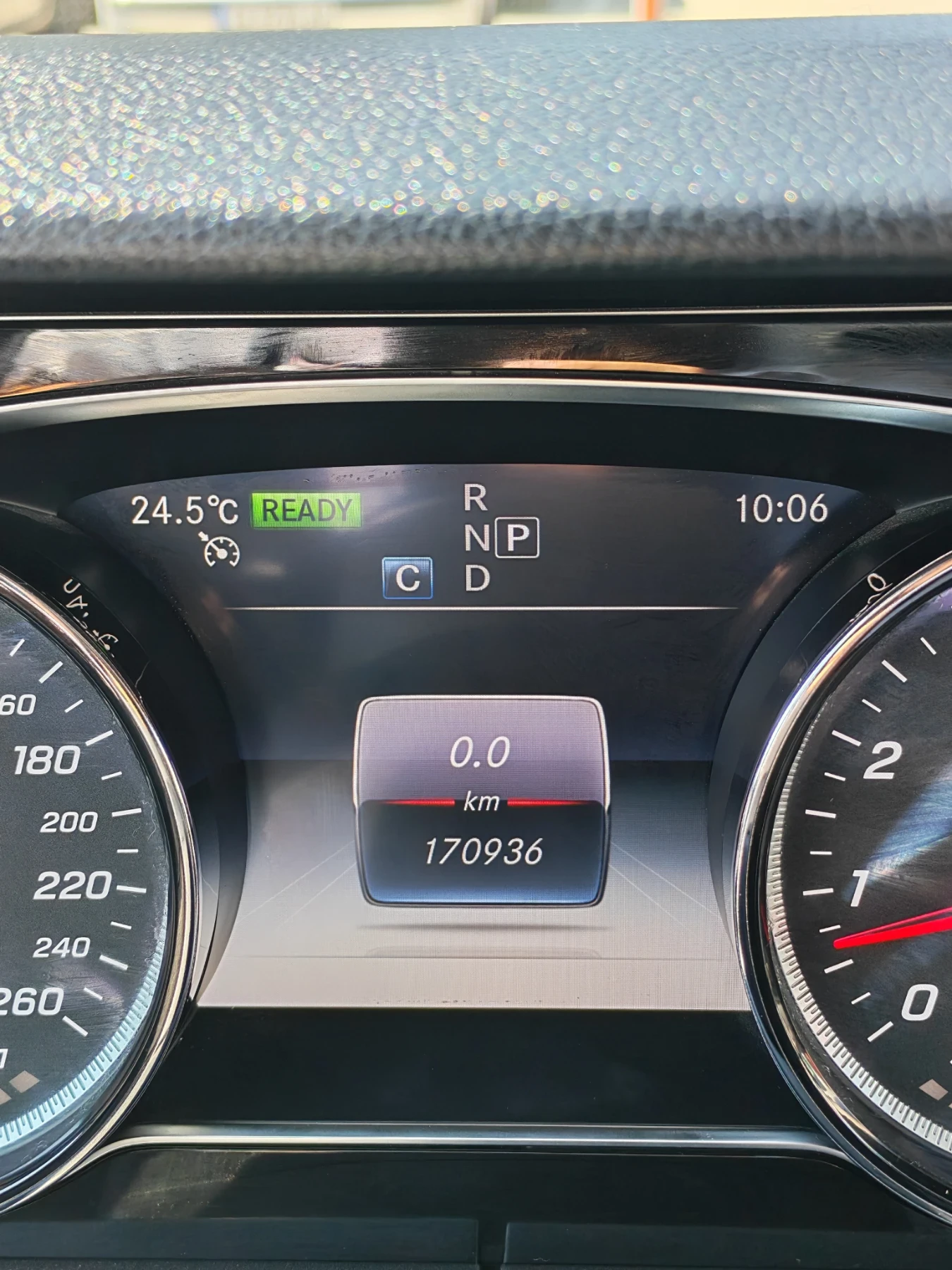 Mercedes-Benz E 200, снимка 14 - Автомобили и джипове - 55536020