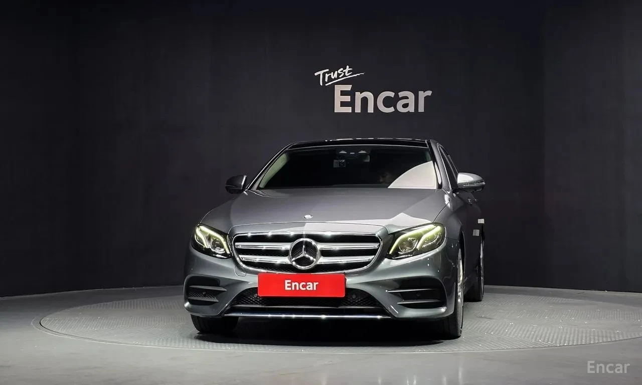 Mercedes-Benz E 350 AMG | Обдухване | 360 | HUD , снимка 3 - Автомобили и джипове - 56060038