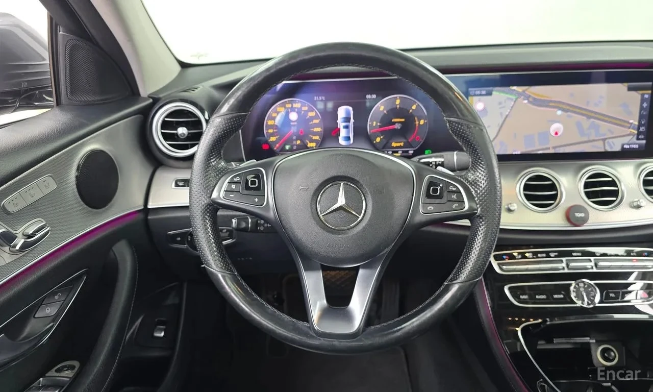 Mercedes-Benz E 350 AMG | Обдухване | 360 | HUD , снимка 12 - Автомобили и джипове - 56060038