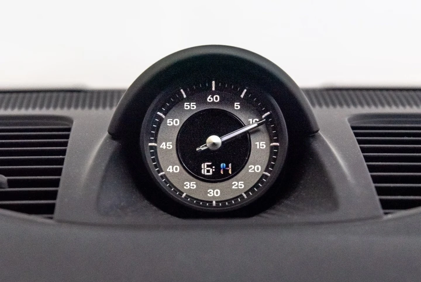 Porsche Panamera TURBO E-HYBRID / BOSE / MATRIX / ACTIVE RIDE / HUD | Mobile.bg � ����������� 14