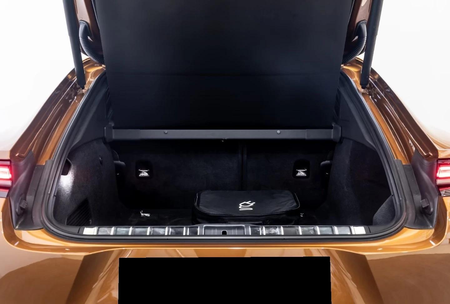 Porsche Panamera TURBO E-HYBRID / BOSE / MATRIX / ACTIVE RIDE / HUD | Mobile.bg � ����������� 8
