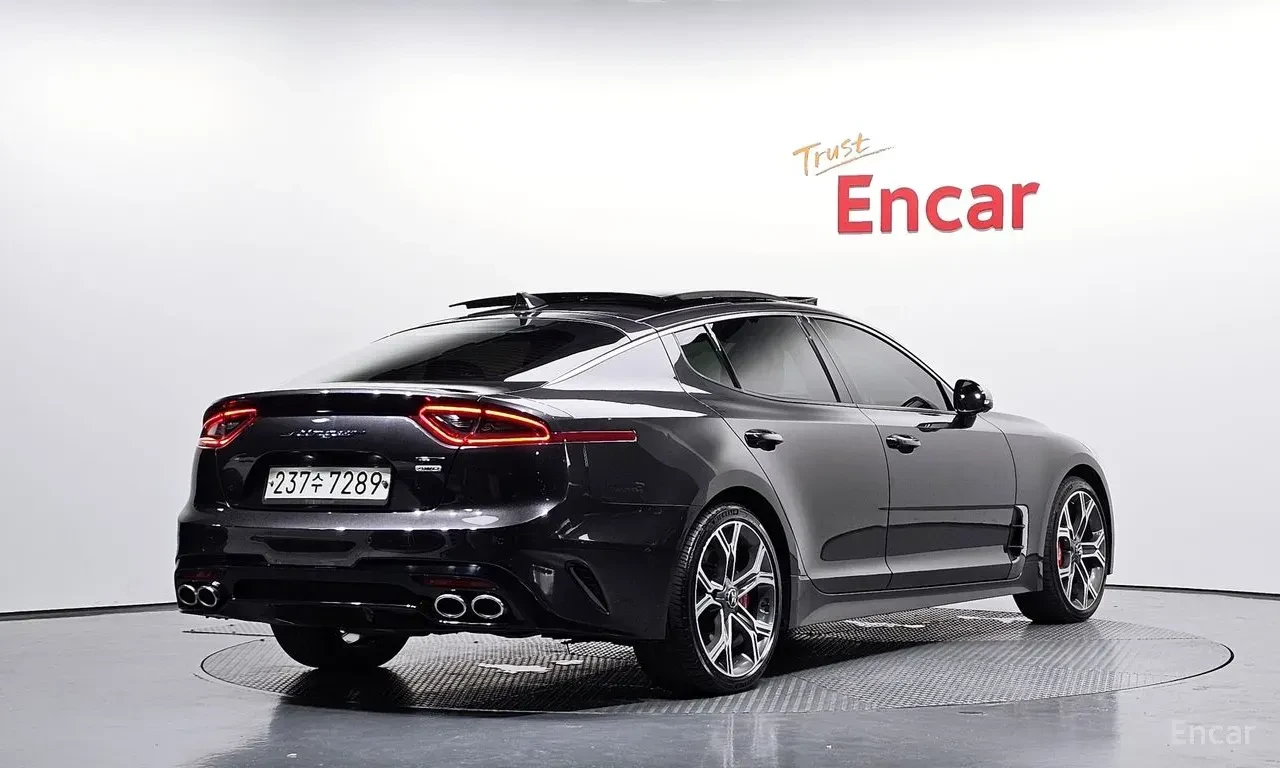 Kia Stinger 3.3* TURBO* AWD* ���������* �����* 360������*  | Mobile.bg � ����������� 2