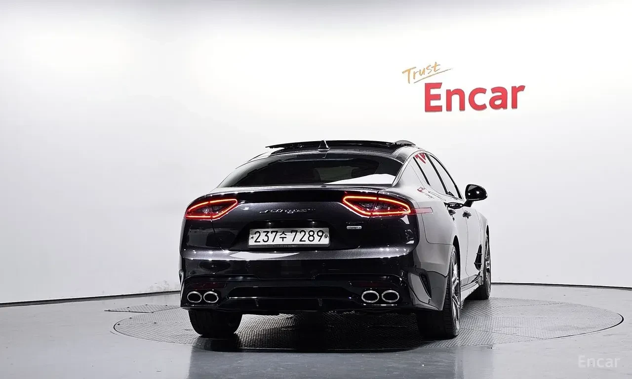 Kia Stinger 3.3* TURBO* AWD* ���������* �����* 360������*  | Mobile.bg � ����������� 4