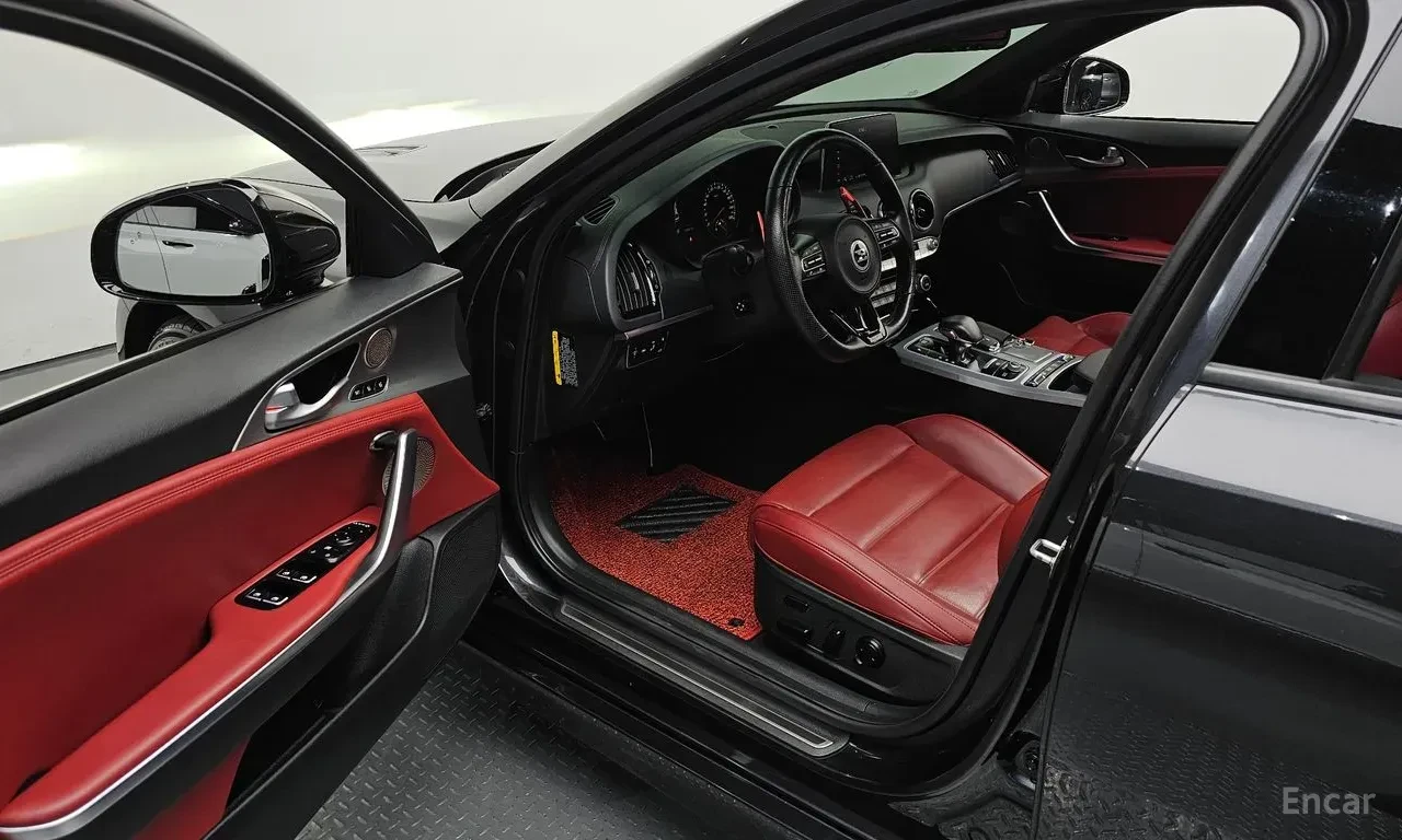 Kia Stinger 3.3* TURBO* AWD* ���������* �����* 360������*  | Mobile.bg � ����������� 6
