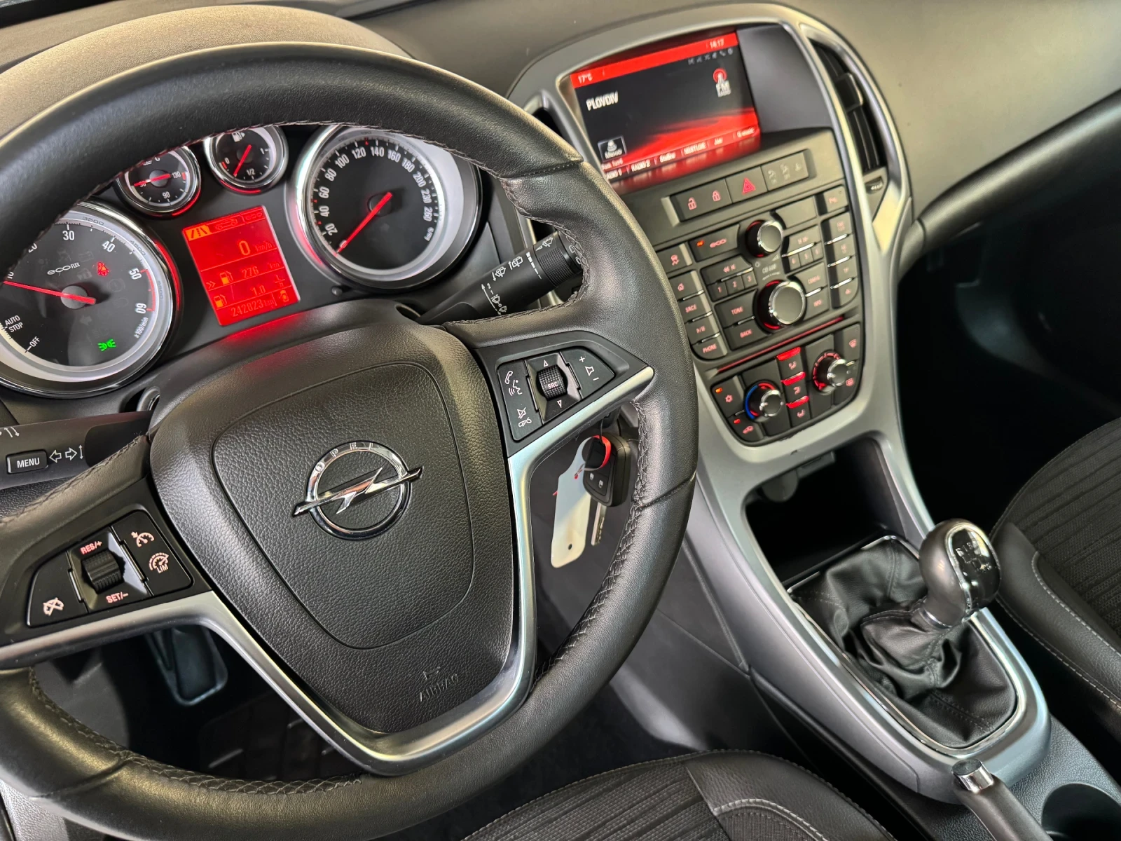Opel Astra 1, 7CDTi* COSMO* 2014 �* ����* EURO 5B | Mobile.bg � ����������� 10