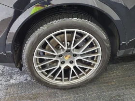 Porsche Cayenne PLATINUM EDITION  CARFAX - 47550 € / 92999.72 лв. - 38690669 17