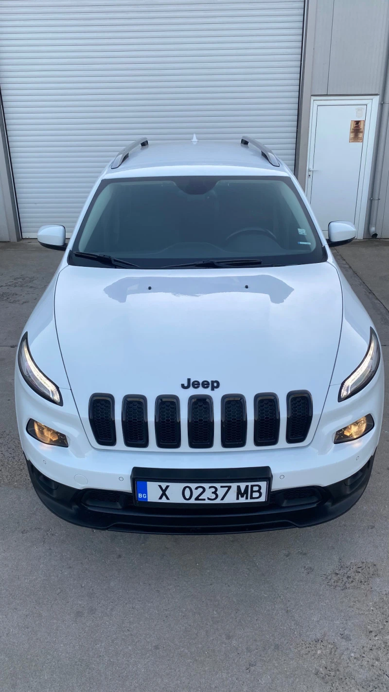 Jeep Cherokee 2.2 Diesel Night Eagle , снимка 3 - Автомобили и джипове - 44448856