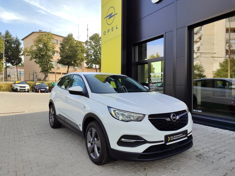 Opel Grandland X Edition Plug-in-Hybrid 1.6 (225HP) AT8, снимка 1 - Автомобили и джипове - 46617862