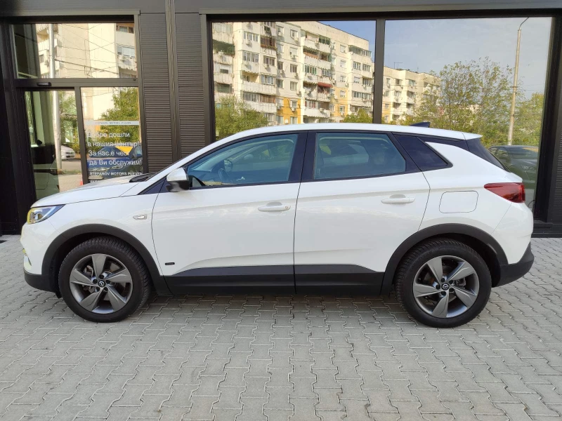 Opel Grandland X Edition Plug-in-Hybrid 1.6 (225HP) AT8, снимка 4 - Автомобили и джипове - 46617862