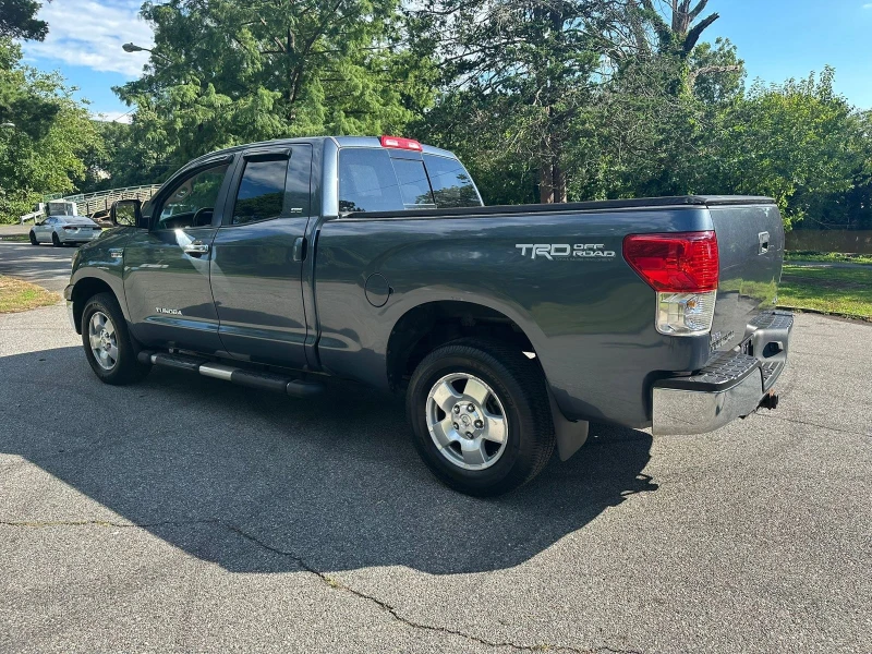 Toyota Tundra 5.7L Hemi Extended Cab Short Bed перфектен за газ , снимка 14 - Автомобили и джипове - 47388493