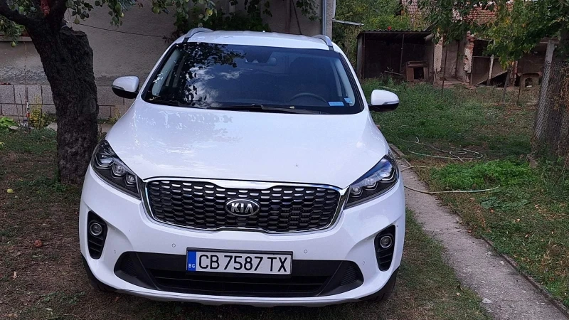 Kia Sorento FACELIFT, снимка 4 - Автомобили и джипове - 47468976