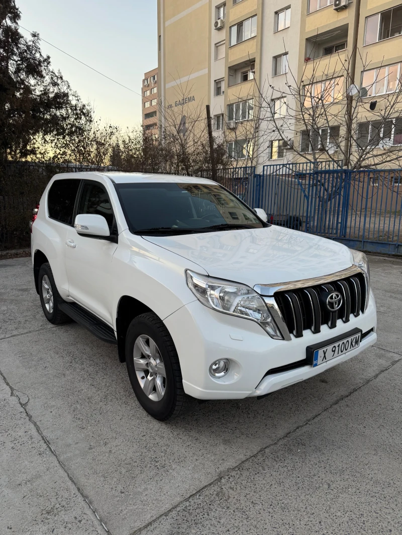 Toyota Land cruiser 2. 8 D-4D, снимка 2 - Автомобили и джипове - 48685689