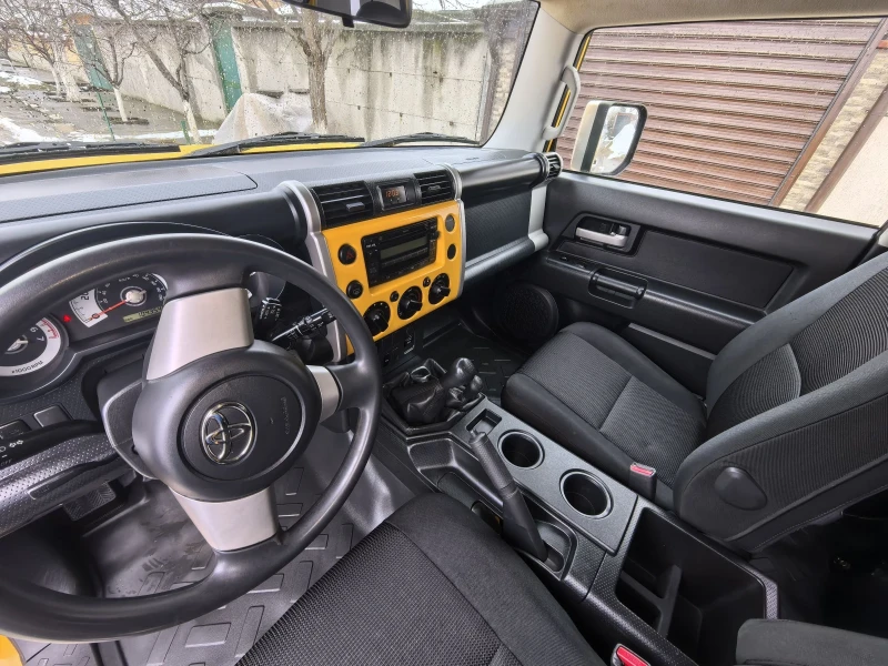 Toyota Fj cruiser, снимка 10 - Автомобили и джипове - 49236003