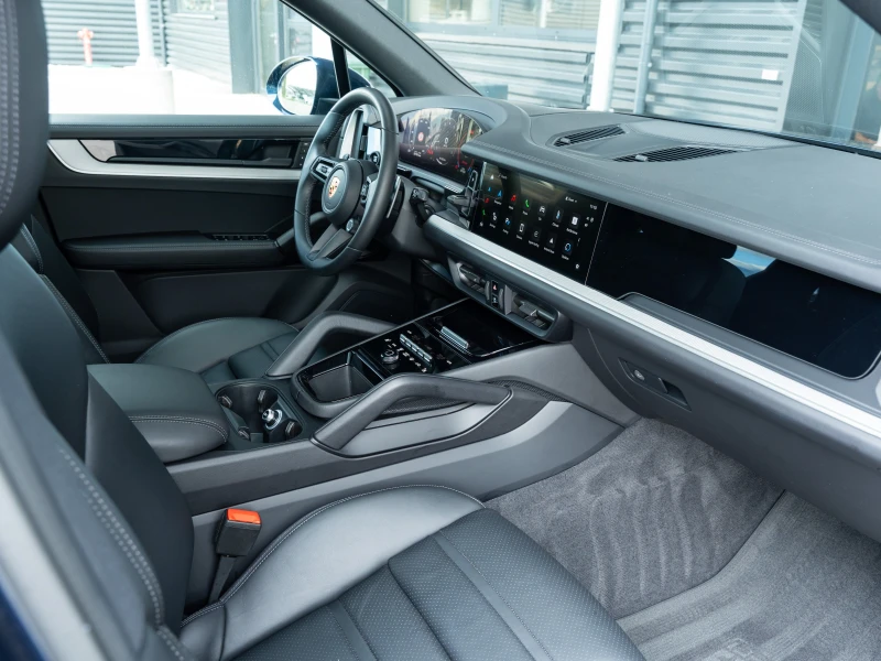 Porsche Cayenne, снимка 13 - Автомобили и джипове - 50988932