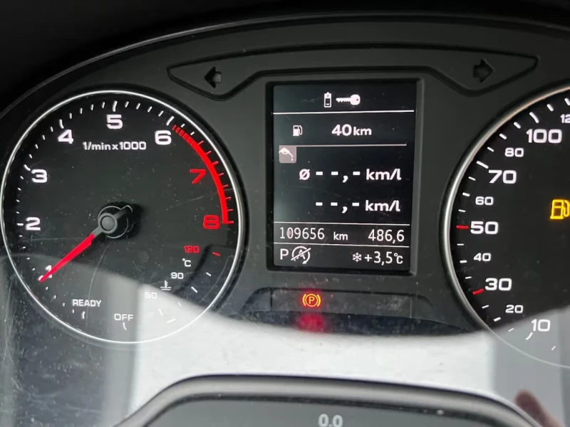 Audi Q2 35 TFSI sport 150ps Aut.DK, снимка 10 - Автомобили и джипове - 53178573